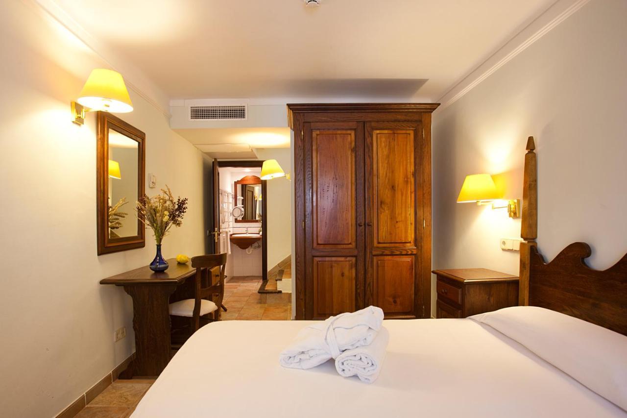 Hotel Cala Sant Vicenc - Adults Only Cala de Sant Vicenc 외부 사진