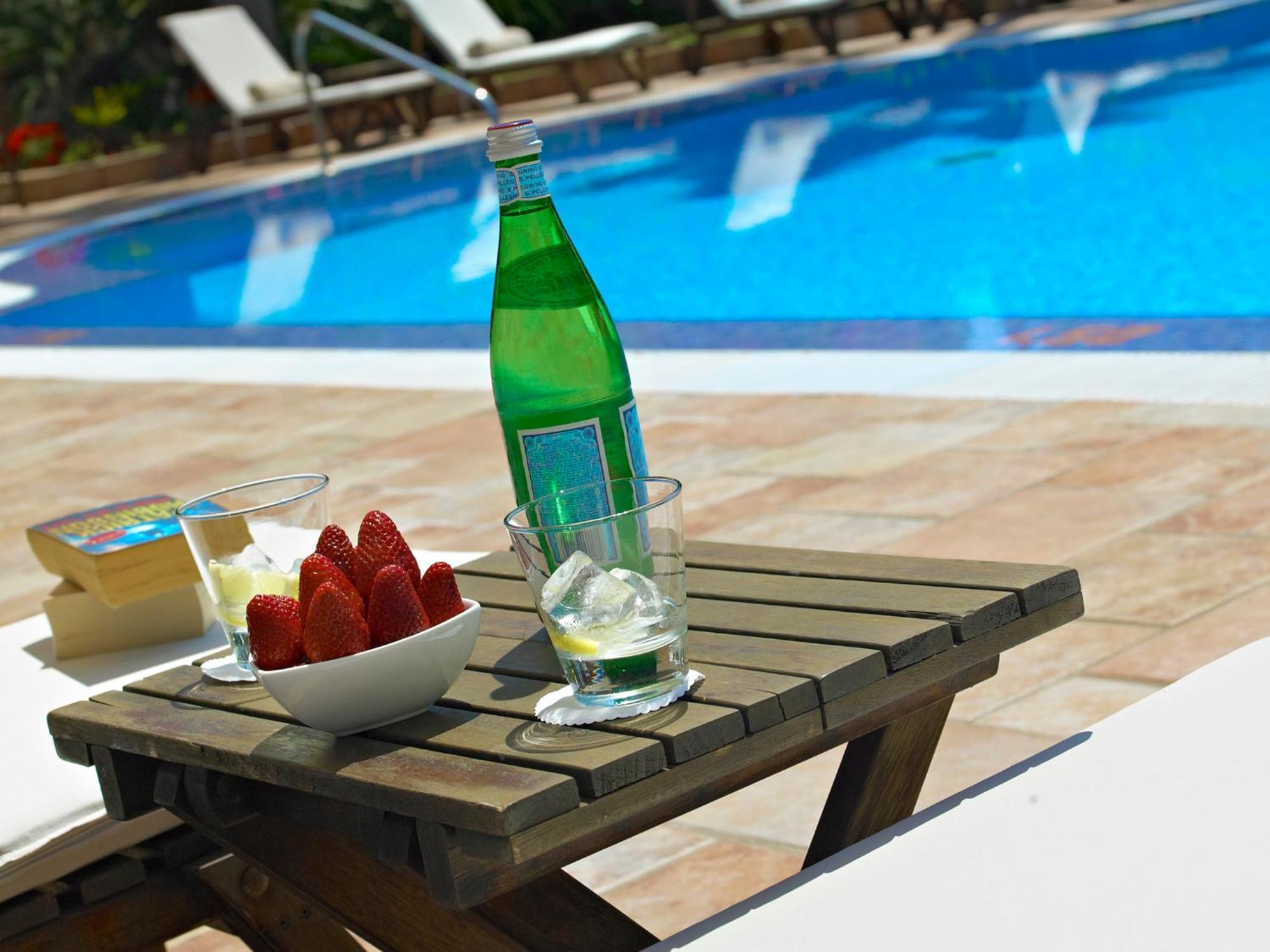 Hotel Cala Sant Vicenc - Adults Only Cala de Sant Vicenc 외부 사진